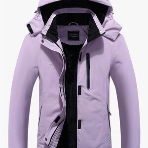 DLGJPA Women’s Mountain Waterproof Jacket with detachable hood